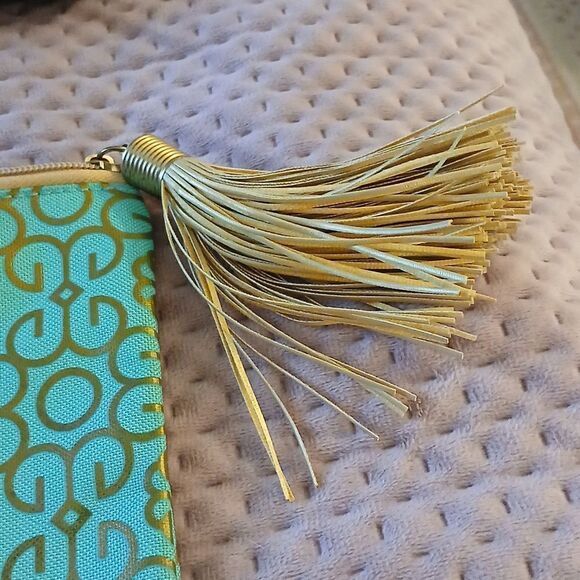 Mary Square - Picture 2 of 3